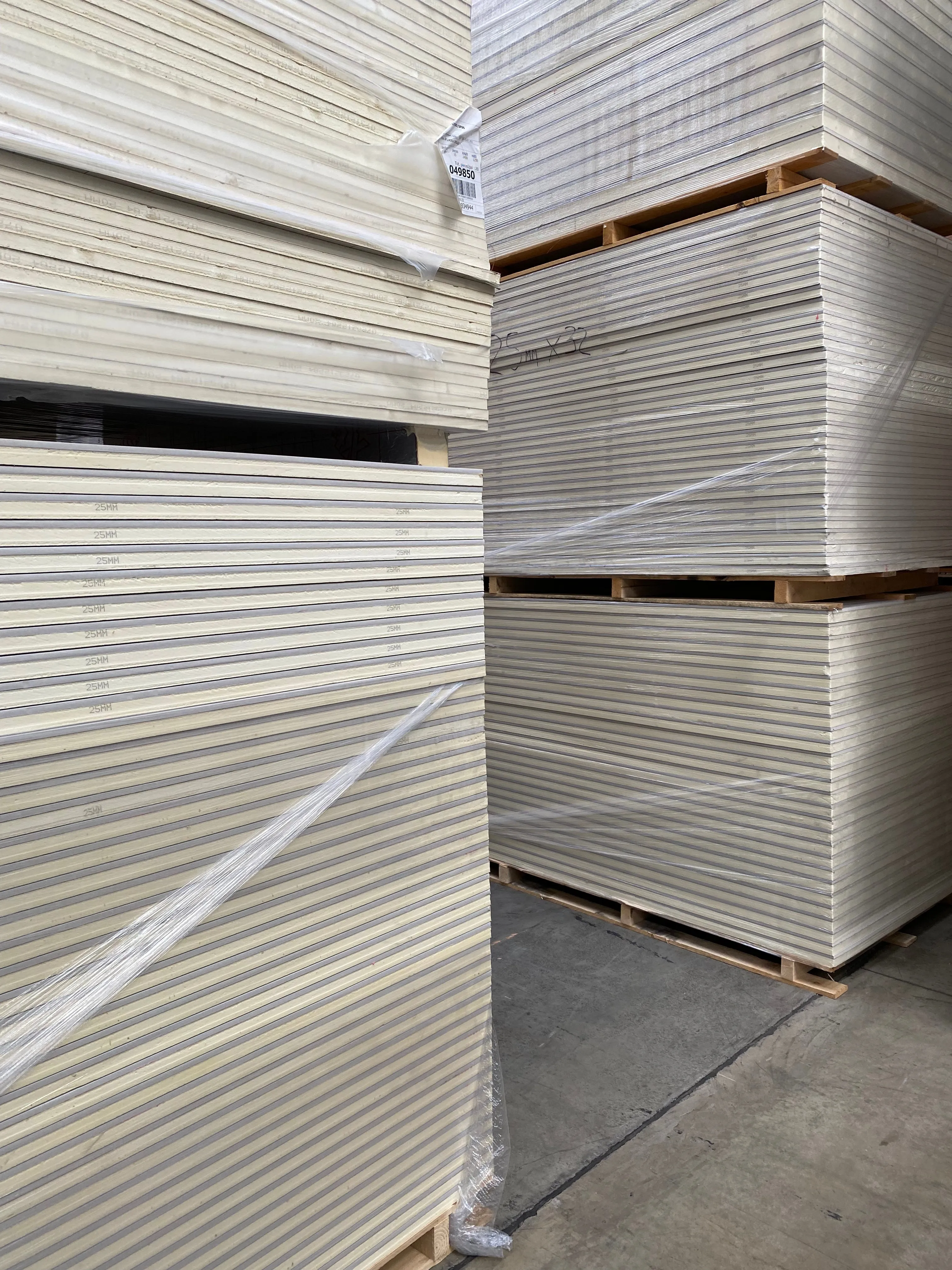 42.5mm Ultraliner Insulated PIR Plasterboard - Pallet of 24