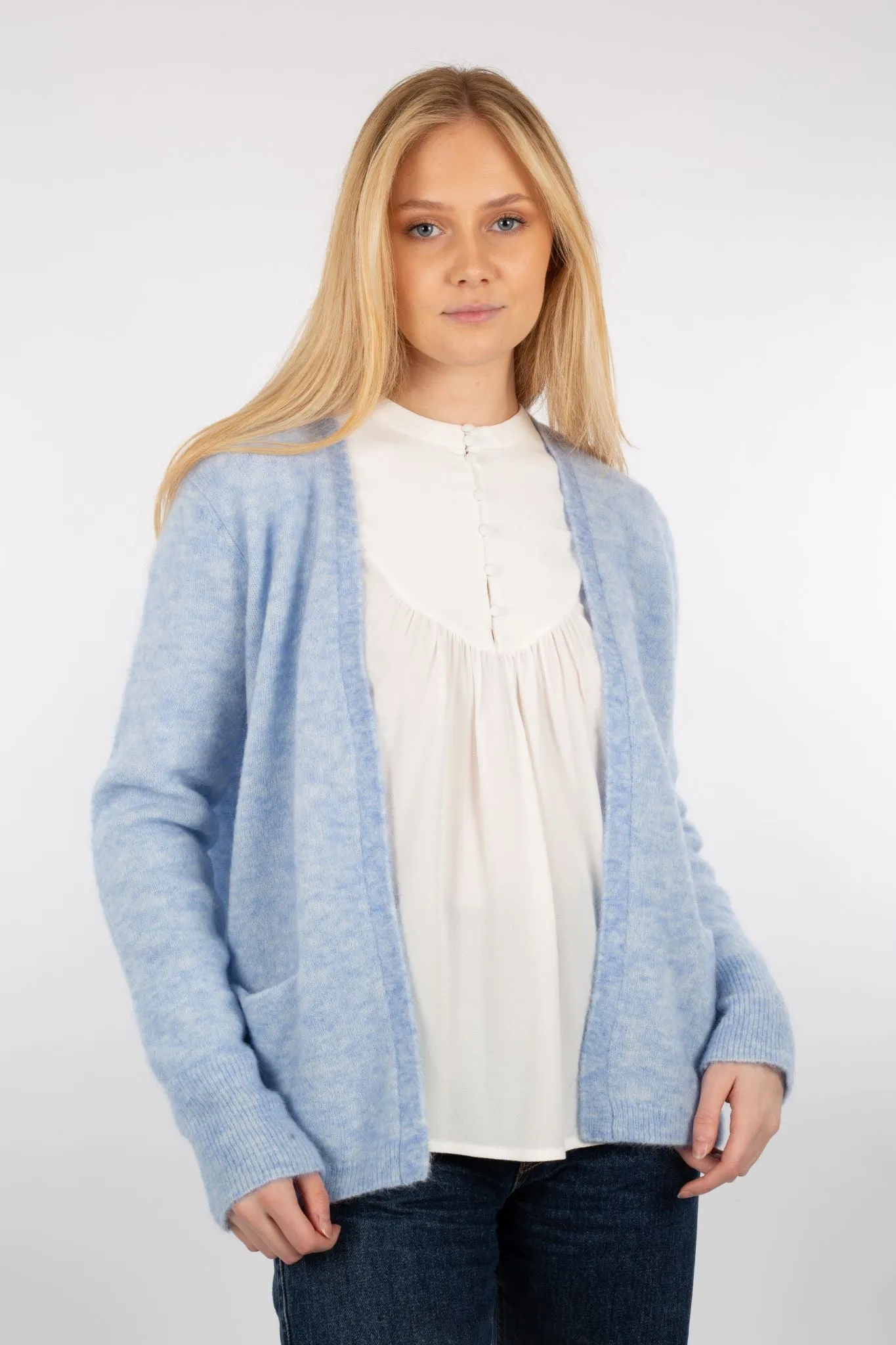 Brook Knit New Short Cardigan - Brunnera Blue