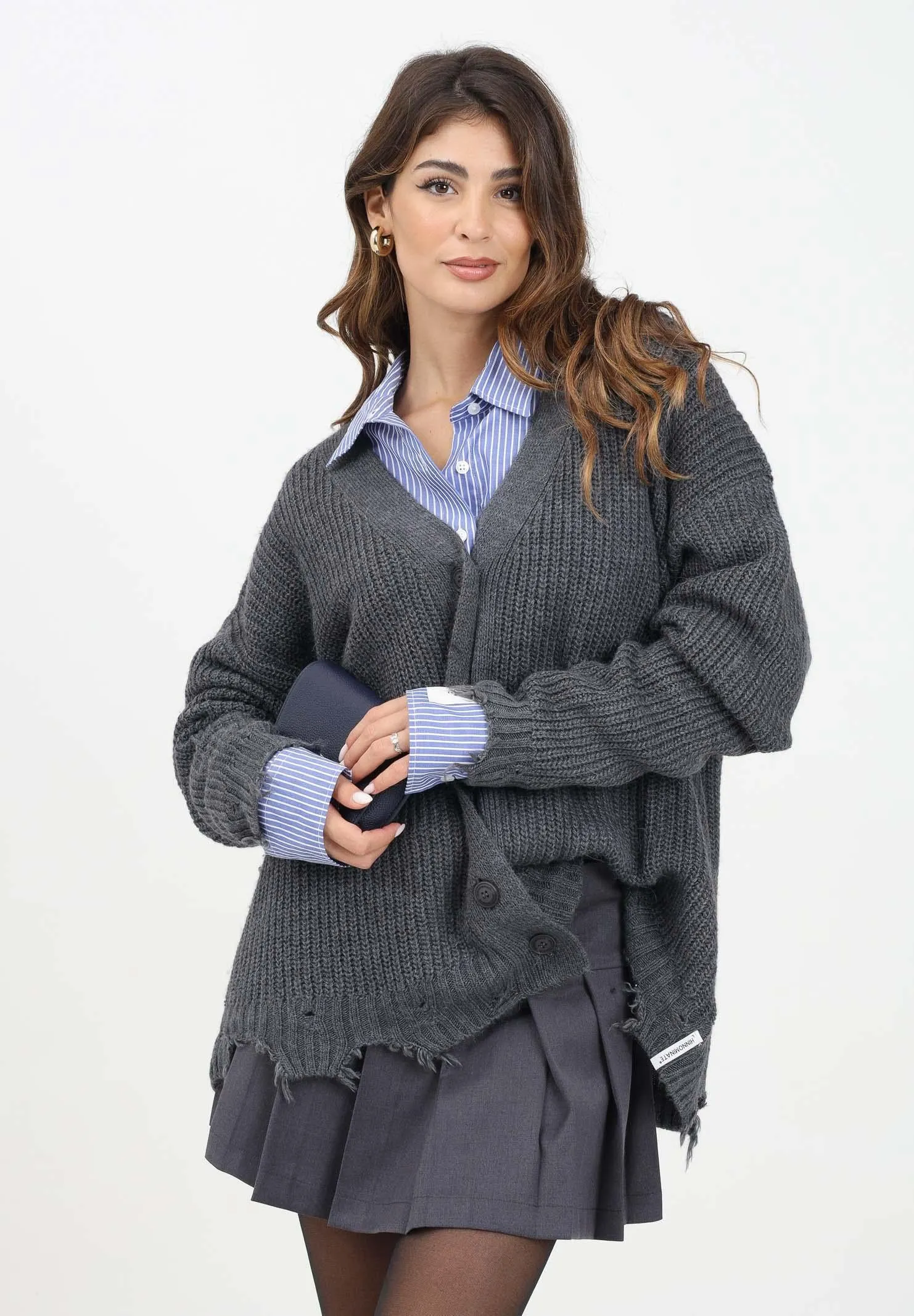 Cardigan over grigio da donna con motivo sfilacciato