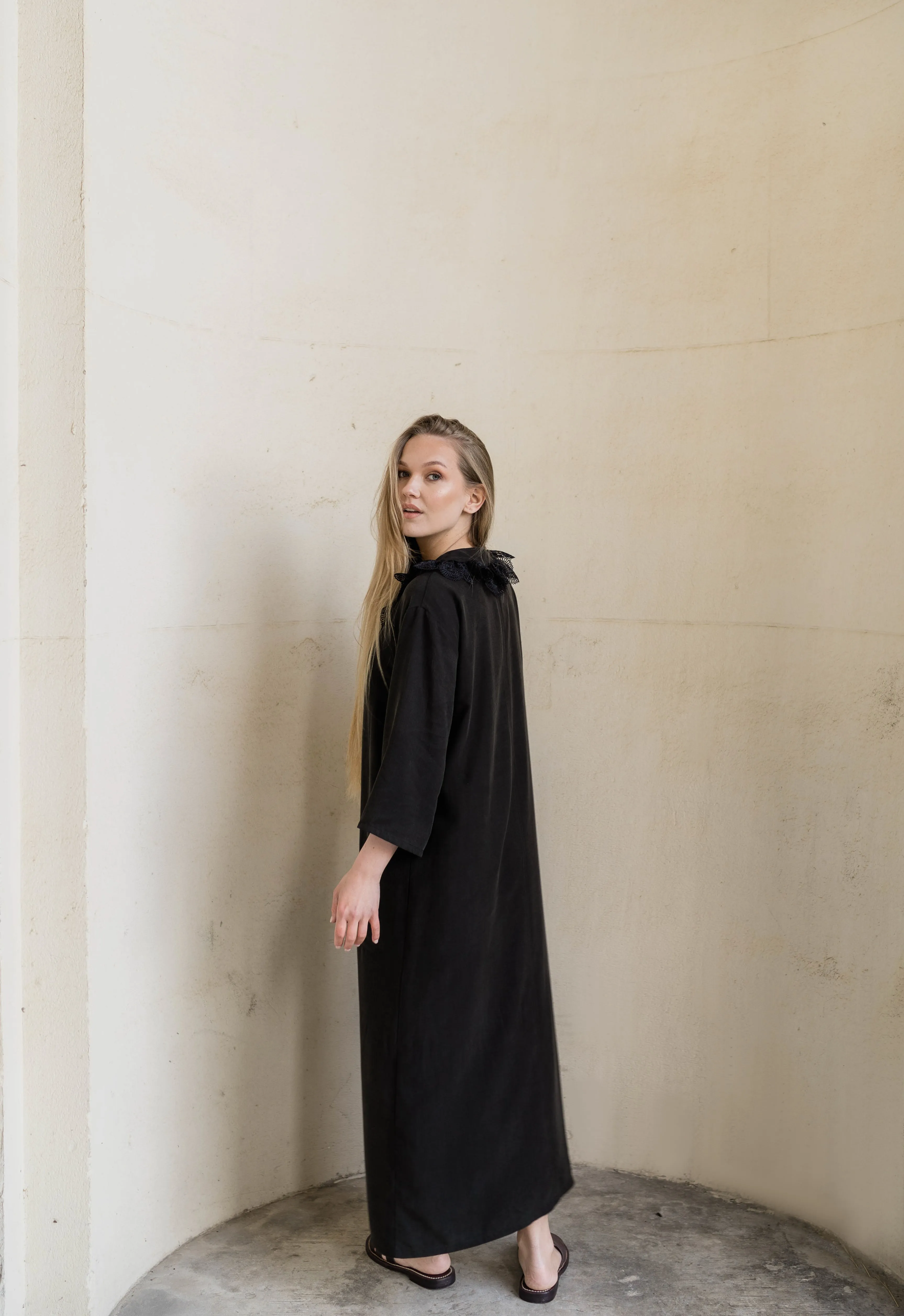 CLAY KAFTAN DRESS BLACK