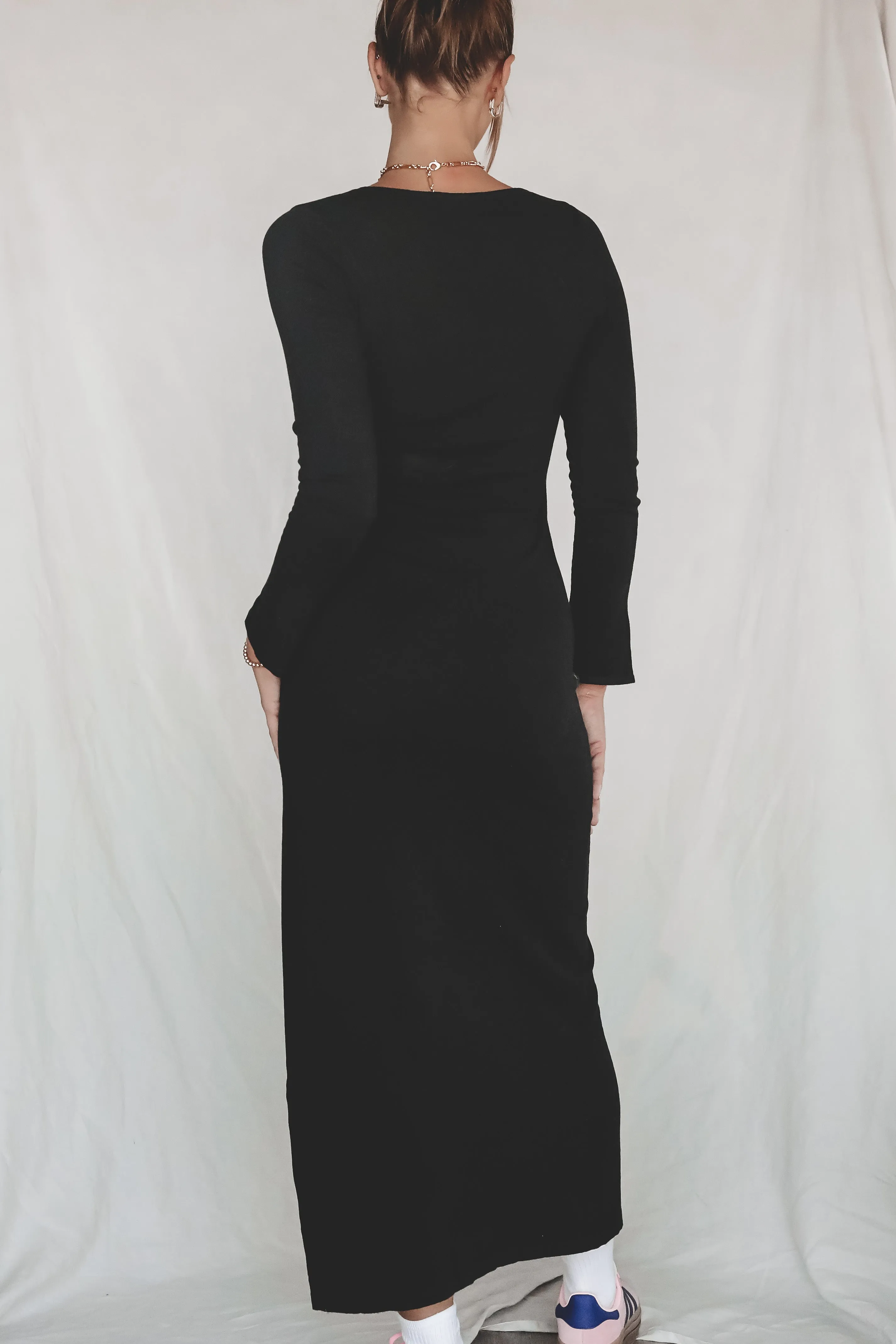 DEAL Fall Date Night Long Sleeve Black Maxi Dress