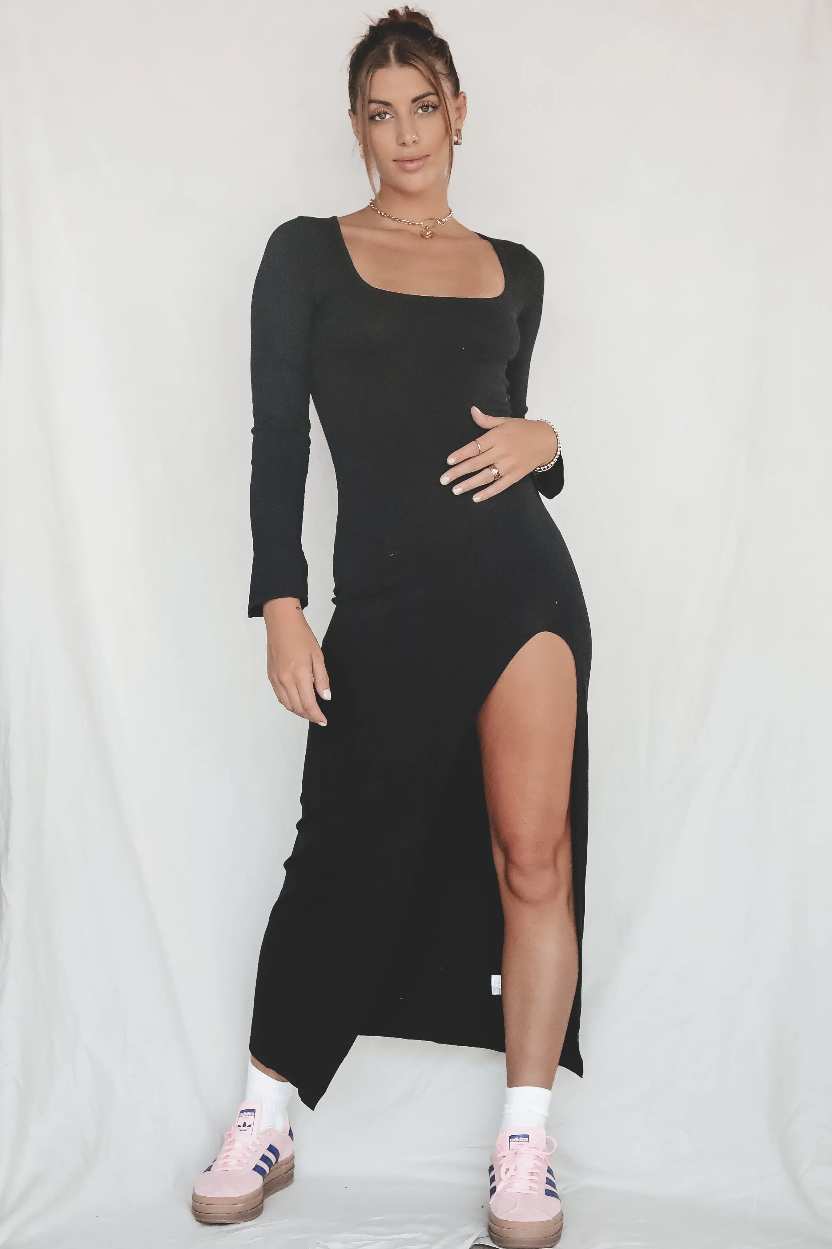 DEAL Fall Date Night Long Sleeve Black Maxi Dress