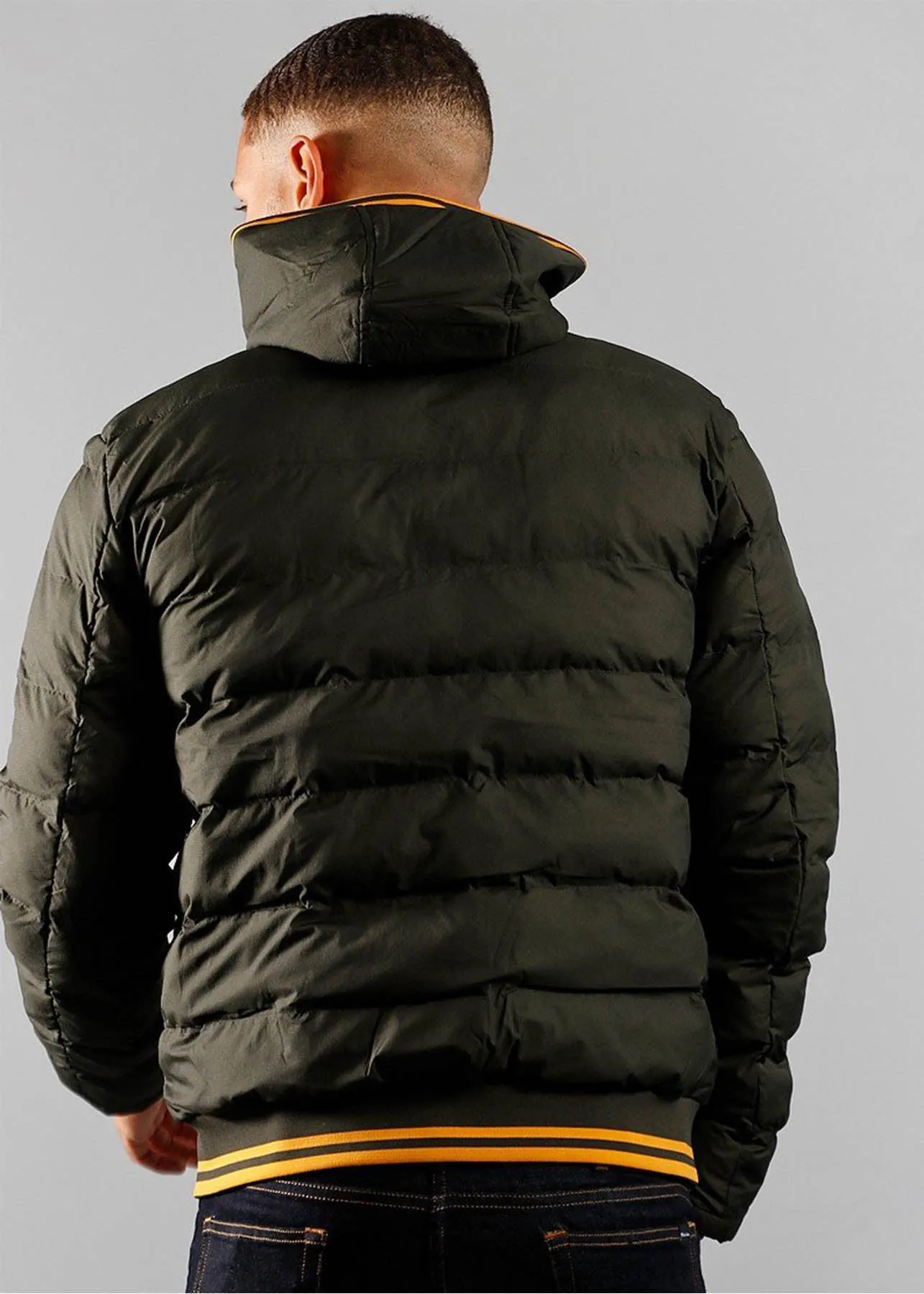 Hooded insulated jacket - hunting green