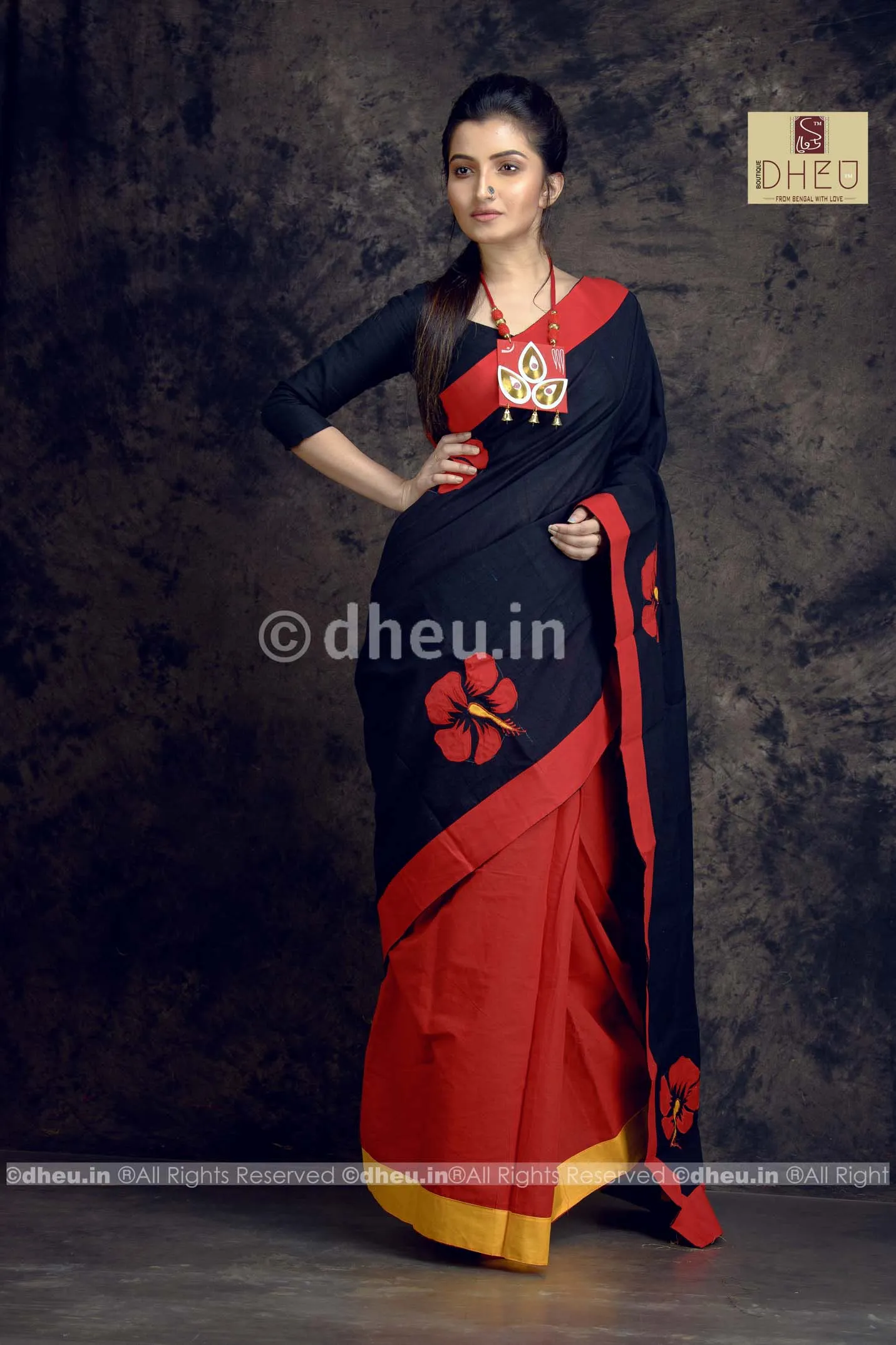 Joba-Dheu Exclusive Applique Saree