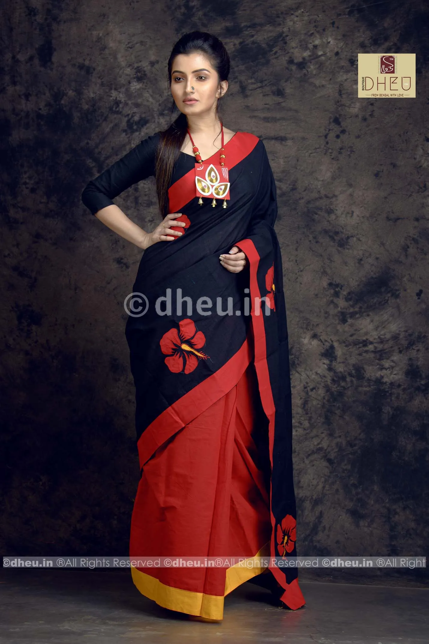 Joba-Dheu Exclusive Applique Saree