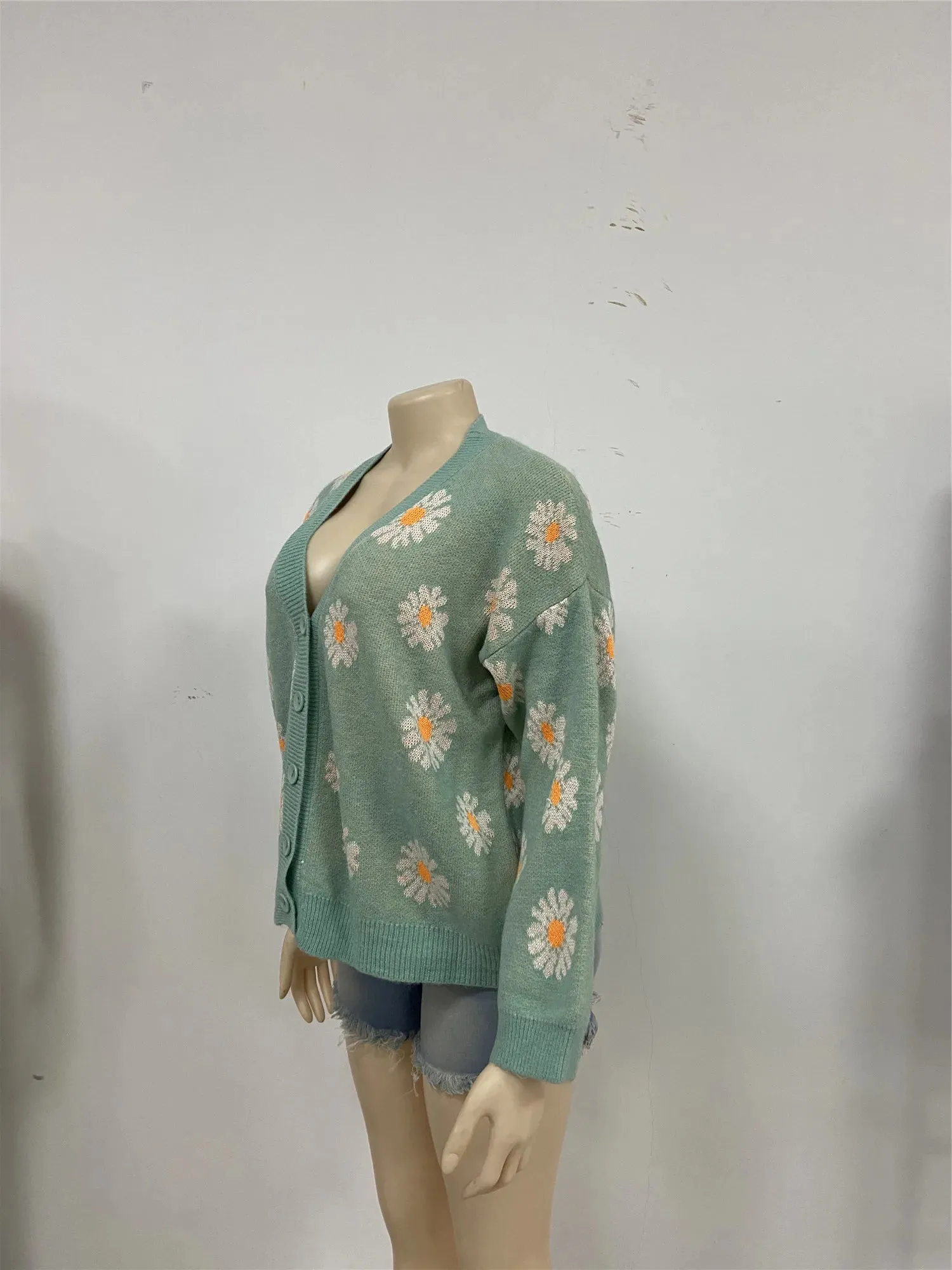 Little Daisy V-Neck Oversize Cardigan