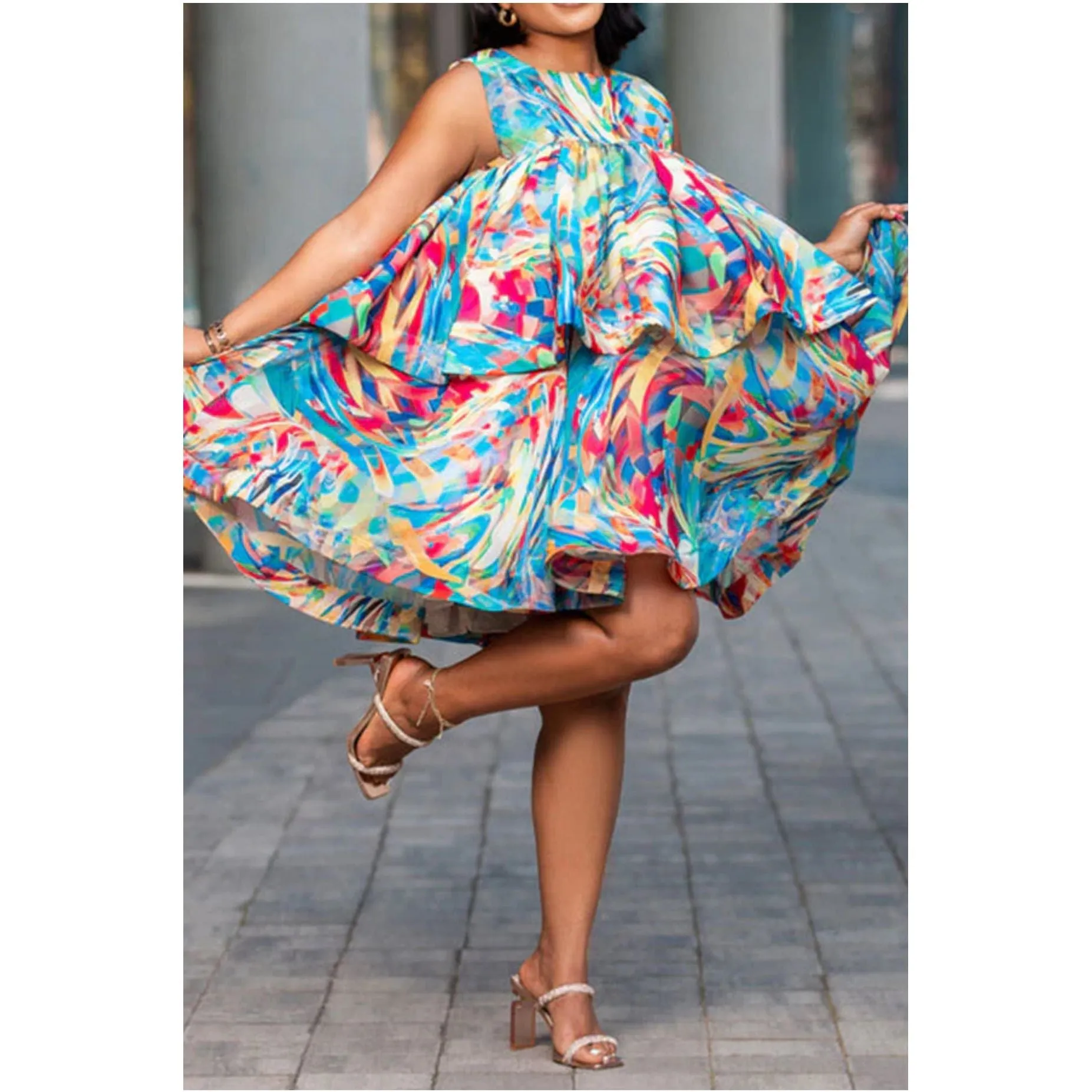 Printed Pleated Sleeveless Short Dress.