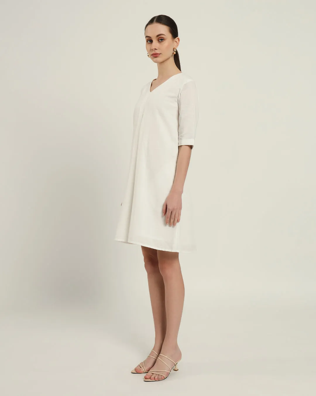 The Giza Daisy White Linen Dress