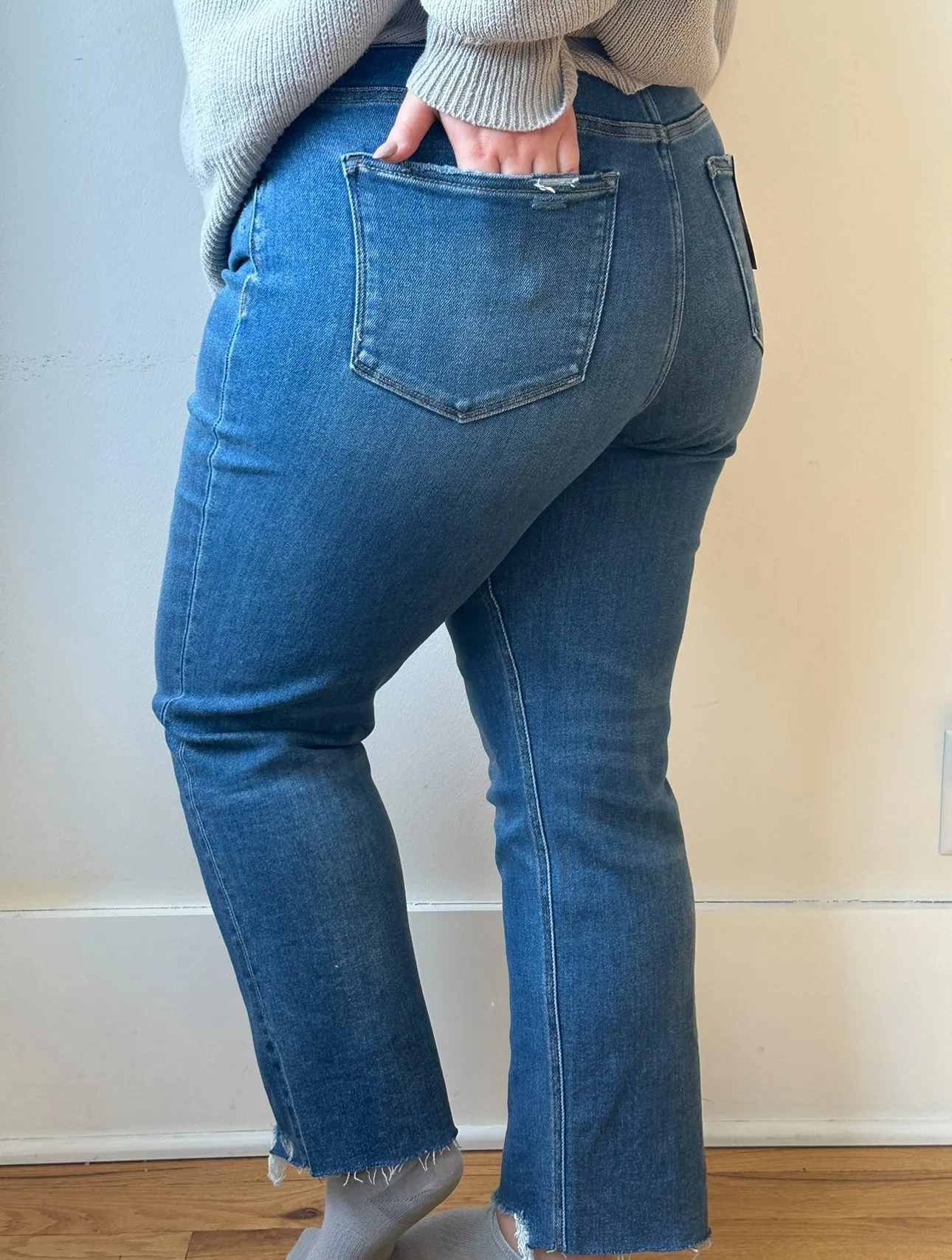 The Vervet Victoria Regular Straight Jeans