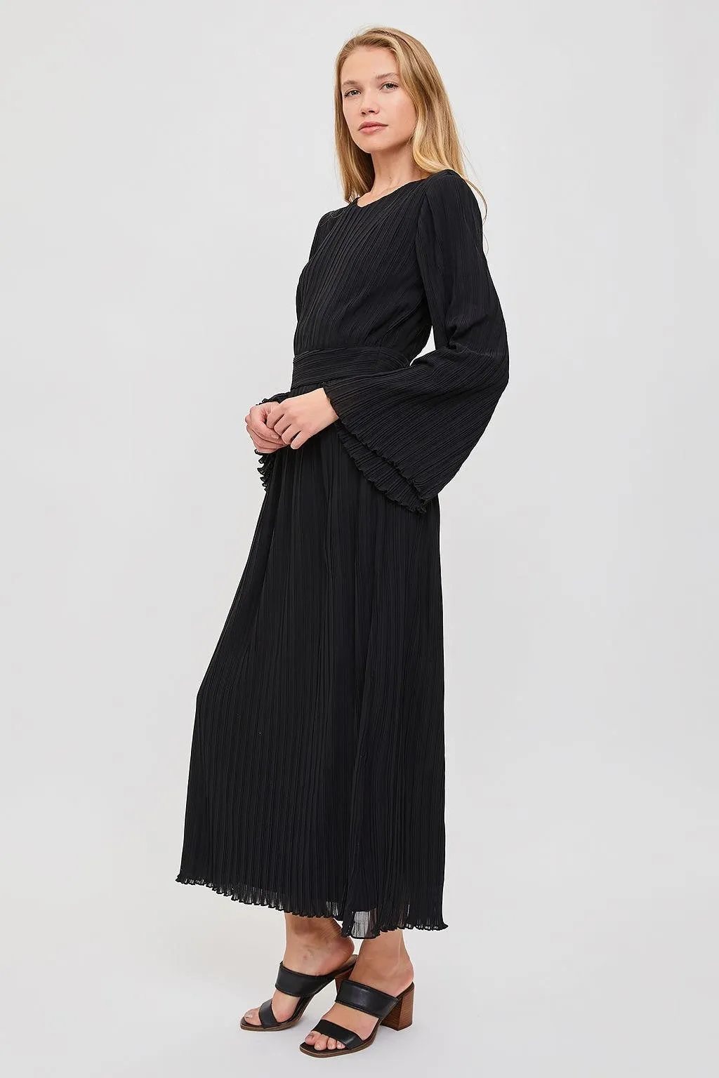 The Vivi Pleated Maxi Dress in Black