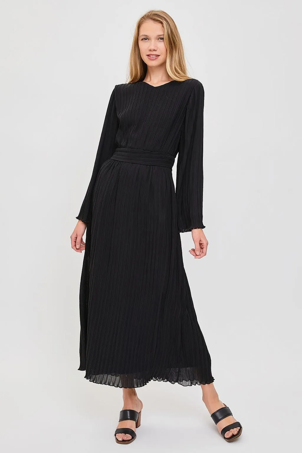 The Vivi Pleated Maxi Dress in Black